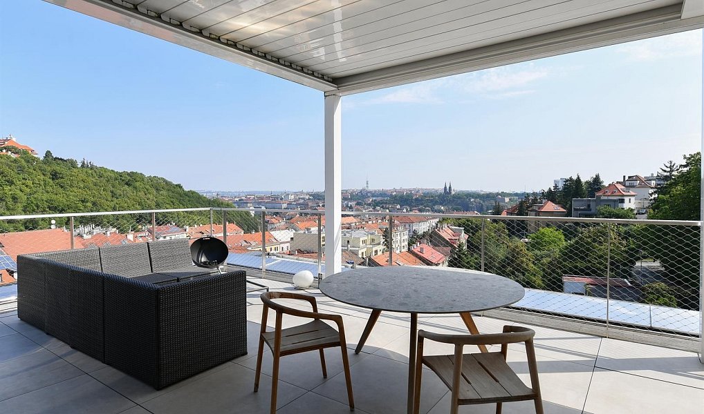 Prodej bytu 6+kk 278 m², Praha – náhled fotky 3