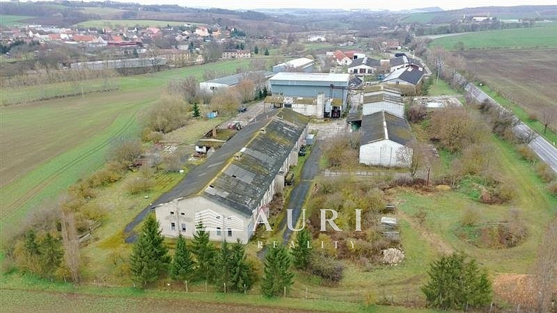 Prodej skladovacích prostor 29 845 m²