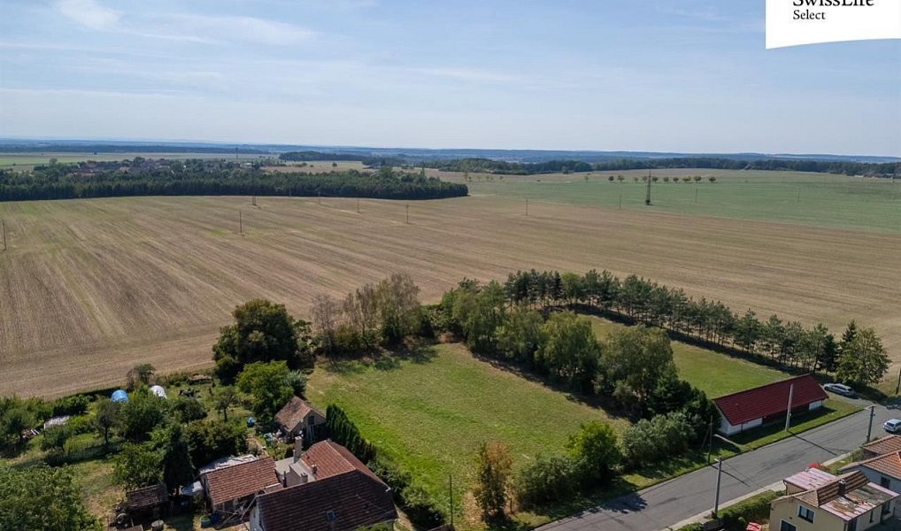 Prodej stavebního pozemku 1 518 m², Měník – náhled fotky 7