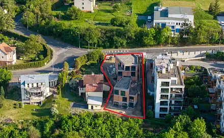 Prodej stavebního pozemku 1 025 m², Praha 5