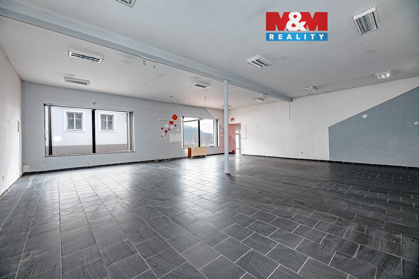 Prodej obchodních prostor 154 m²
