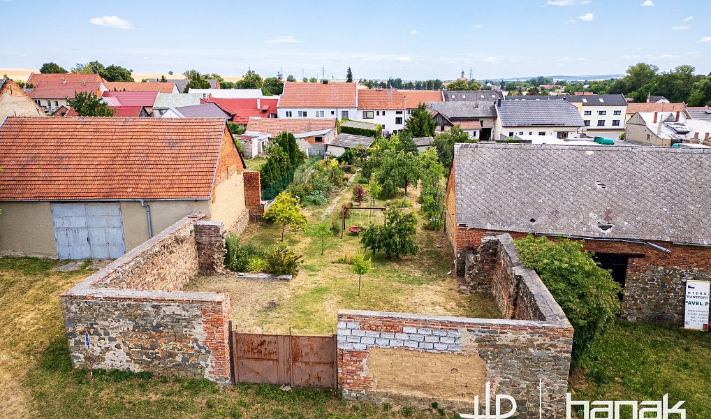Prodej stavebního pozemku 655 m², Hradčany-Kobeřice – náhled fotky 4