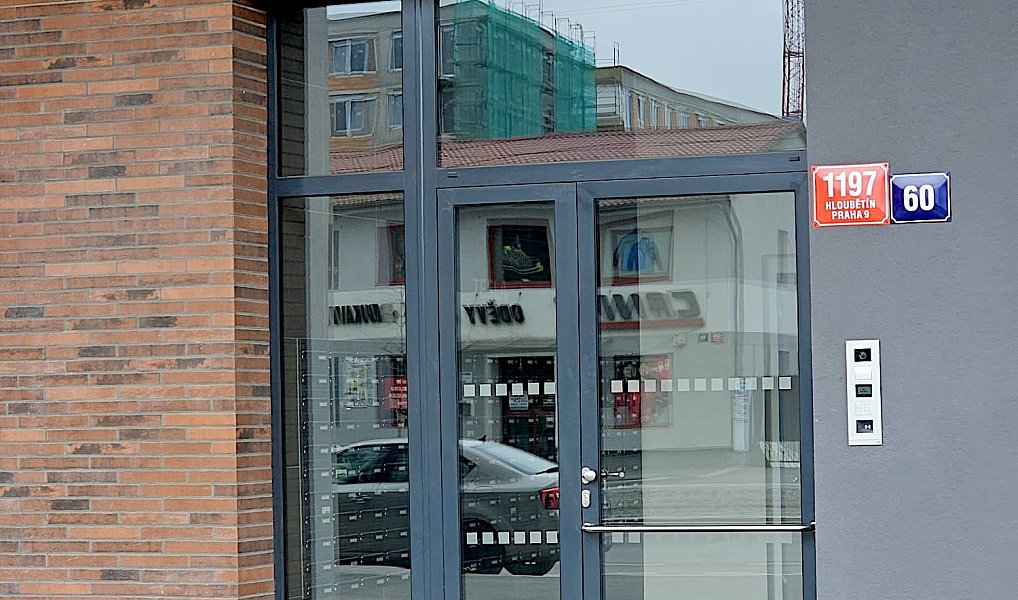 Pronájem bytu 1+kk 32 m², Praha – náhled fotky 2