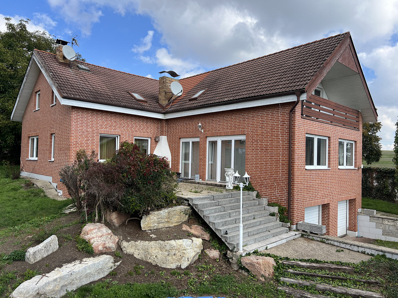 Prodej domu 428 m² s pozemkem 831 m²