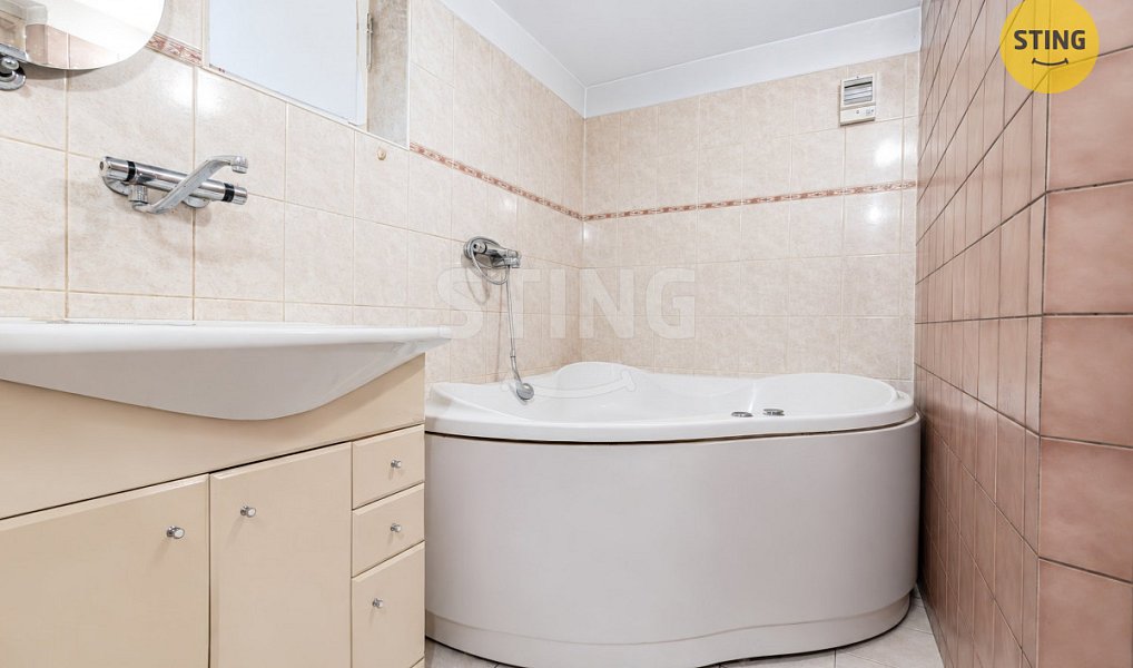 Prodej domu 80 m² s pozemkem 459 m², Kozlovice – náhled fotky 10