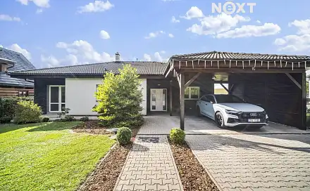 Prodej domu 199 m² s pozemkem 1 061 m², Chrtníky, okres Pardubice