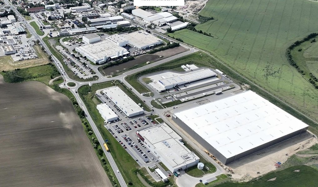 Pronájem výrobních prostor 2 800 m², Starovice – náhled fotky 8