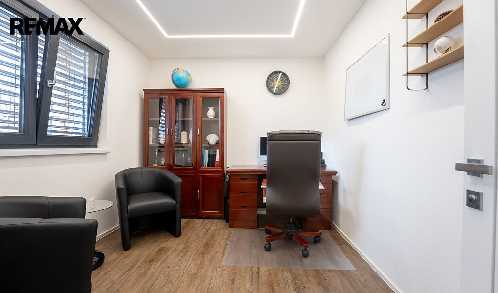 Prodej domu 172 m² s pozemkem 1 031 m², Jemnice – náhled fotky 29