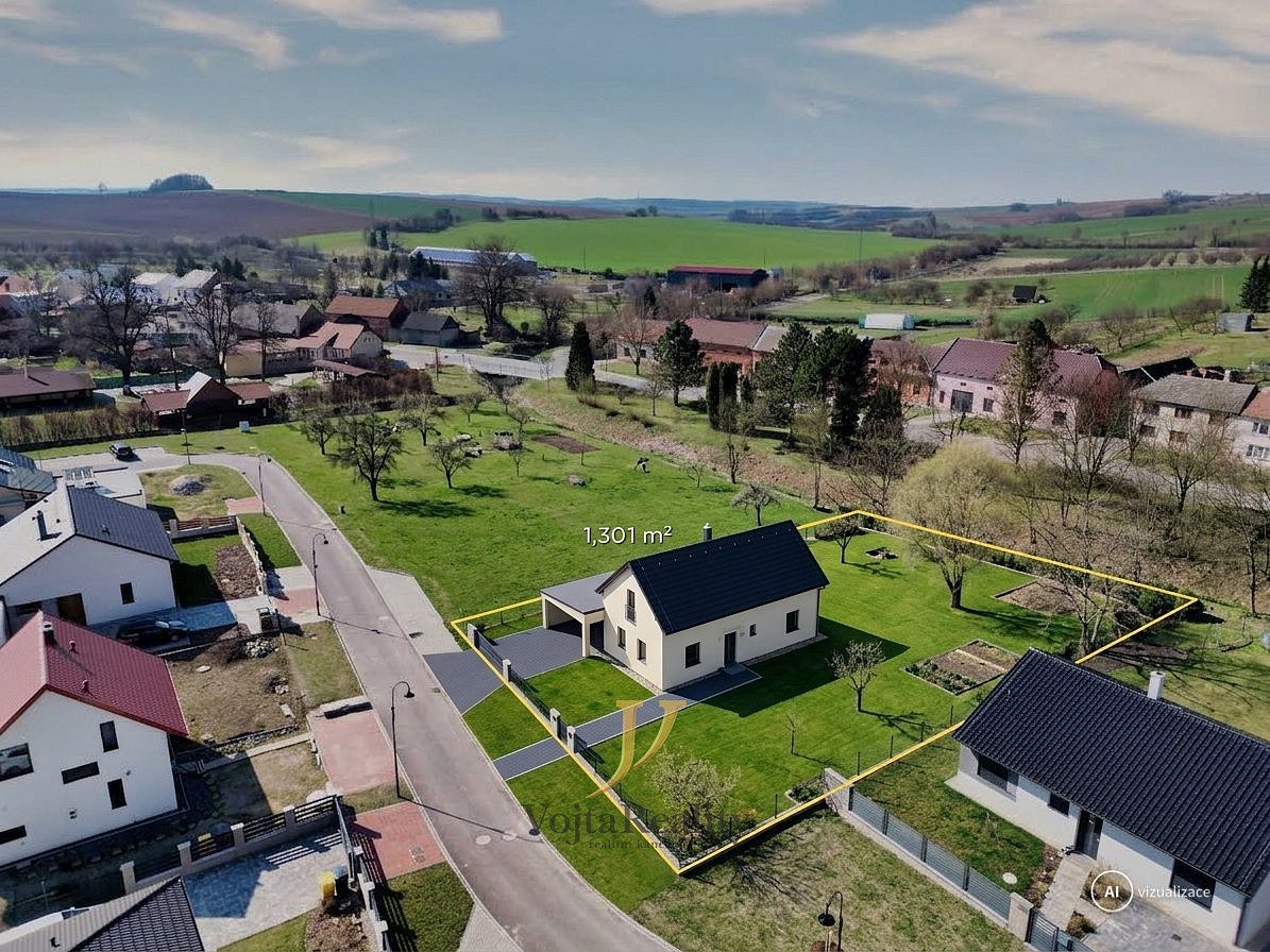 Prodej stavebního pozemku 1 301 m²