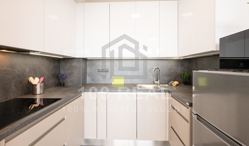 Pronájem bytu 2+kk, 51 m², Zelené Předměstí - Pardubice, Pardubice