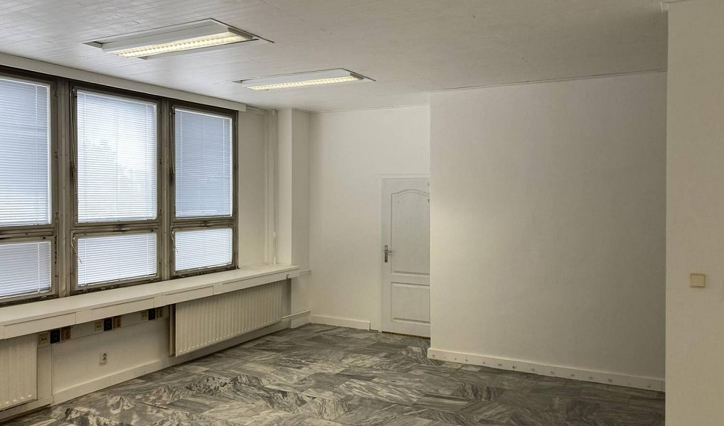Pronájem kanceláře 40 m², Tábor – náhled fotky 3