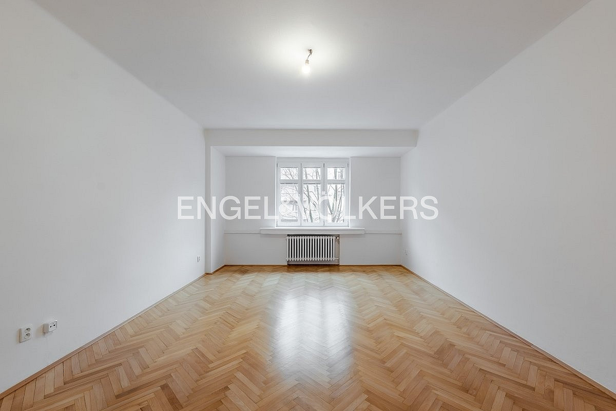 Pronájem bytu 2+1 87 m² — photo 4