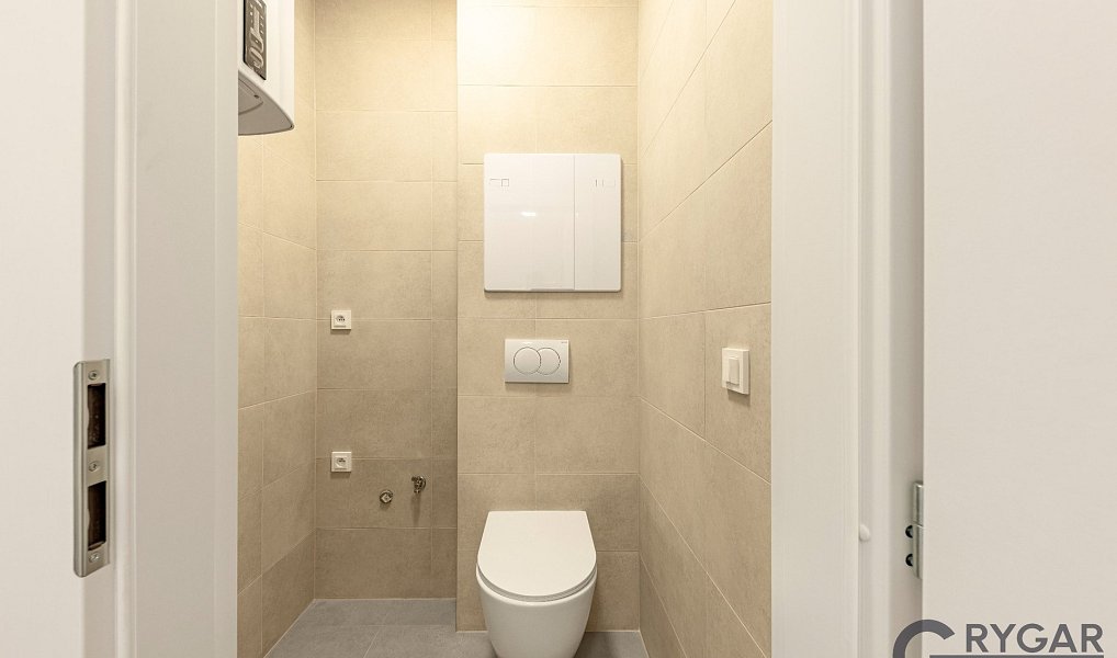 Prodej bytu 1+1 55 m², Praha – náhled fotky 5