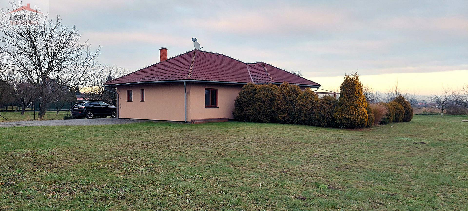 Prodej domu 114 m² s pozemkem 2 020 m²