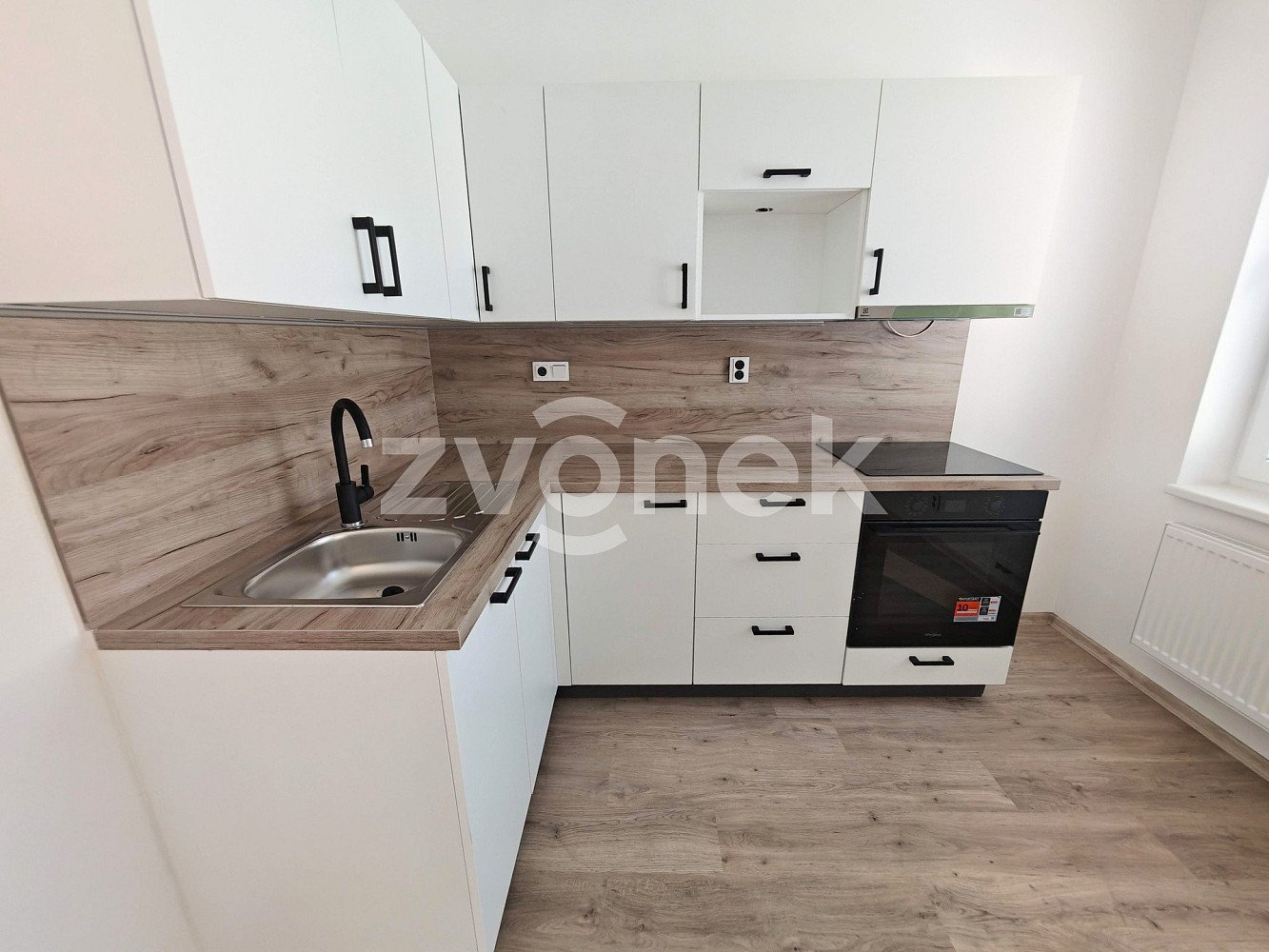 Pronájem bytu 2+kk 45 m² – fotografie 4