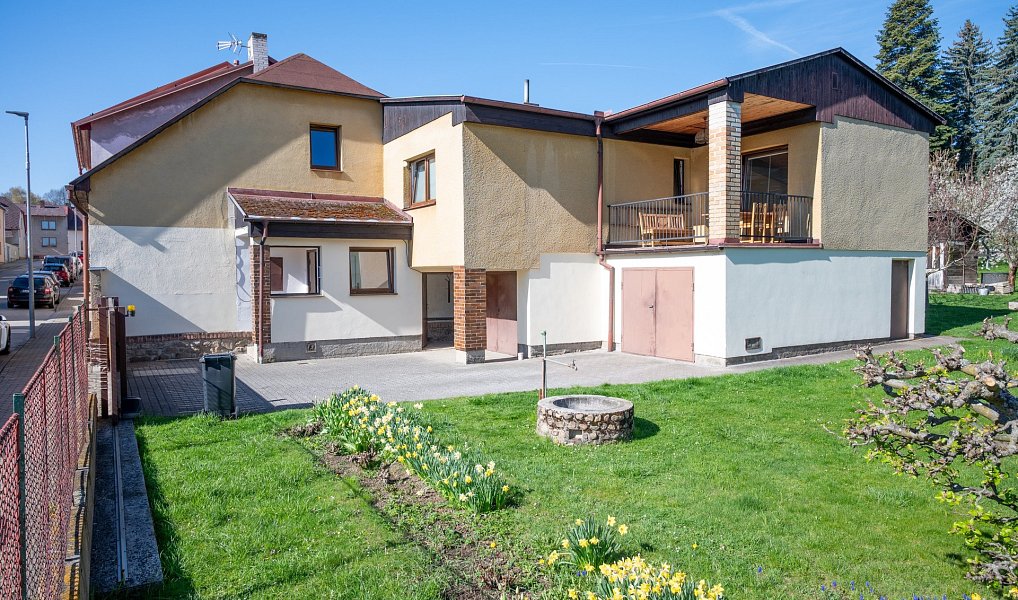Prodej domu 247 m² s pozemkem 1 094 m², Pelhřimov – náhled fotky 3