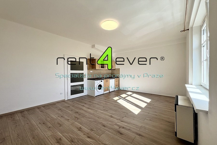 Pronájem bytu 1+kk 26 m²