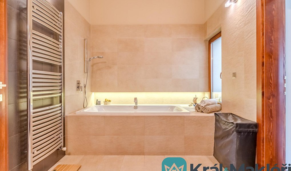 Prodej domu 242 m² s pozemkem 1 167 m², Ústí nad Labem – náhled fotky 14