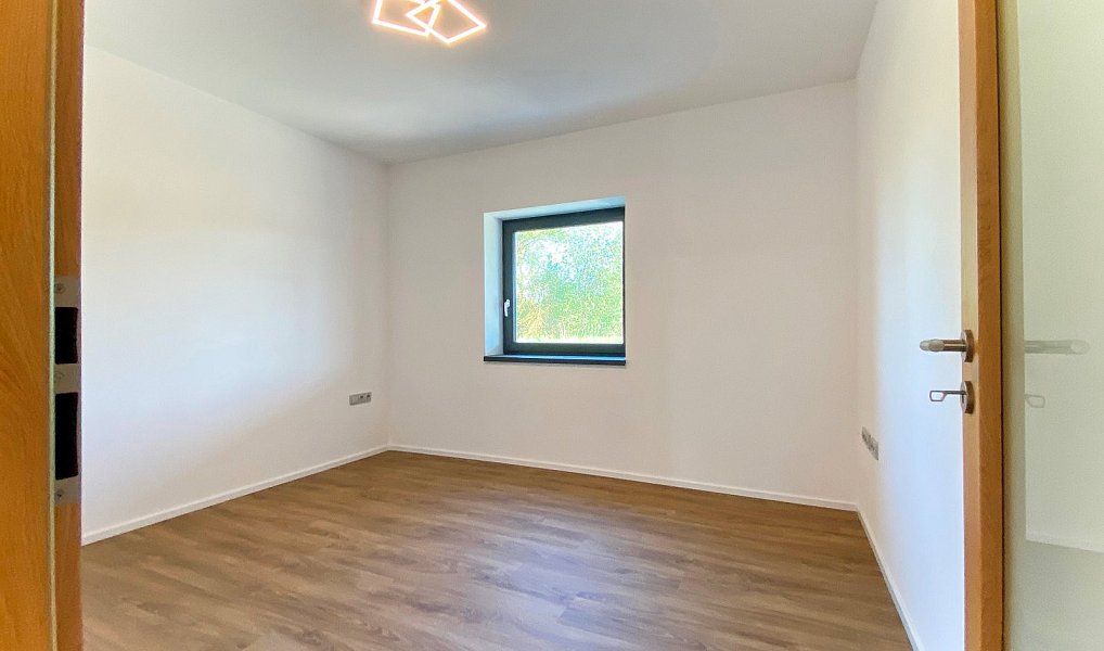 Prodej bytu 4+kk 87 m², Jindřichův Hradec – náhled fotky 4
