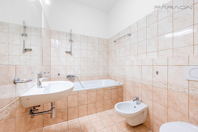 Pronájem bytu 3+1 87 m² – fotografie 4