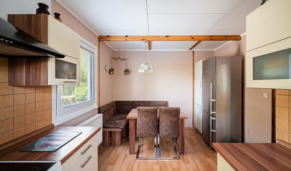 Prodej domu 244 m² s pozemkem 948 m², Velká Hleďsebe – náhled fotky 2