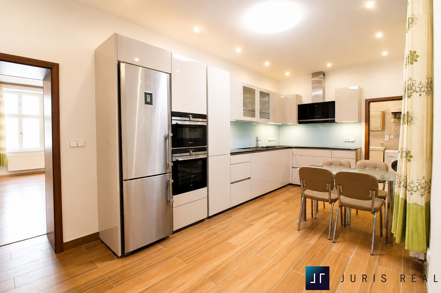 Prodej bytu 2+1 87 m² – fotografie 2