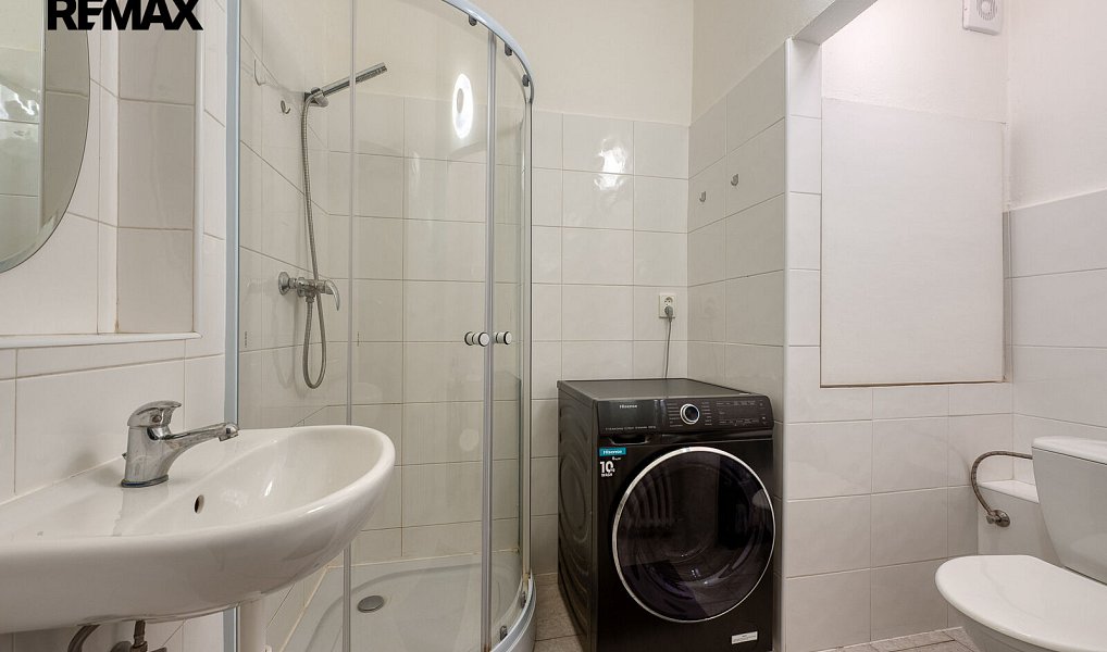 Prodej bytu 1+1 27 m², Praha – náhled fotky 7
