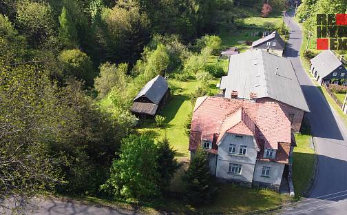 Prodej domu 270 m² s pozemkem 1 653 m², Staré Křečany - Brtníky, okres Děčín