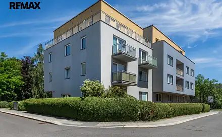 Prodej garážového parkovacího stání vedle Vojenské Nemocnice, Praha 6, Rejchova, Praha 6 - Břevnov