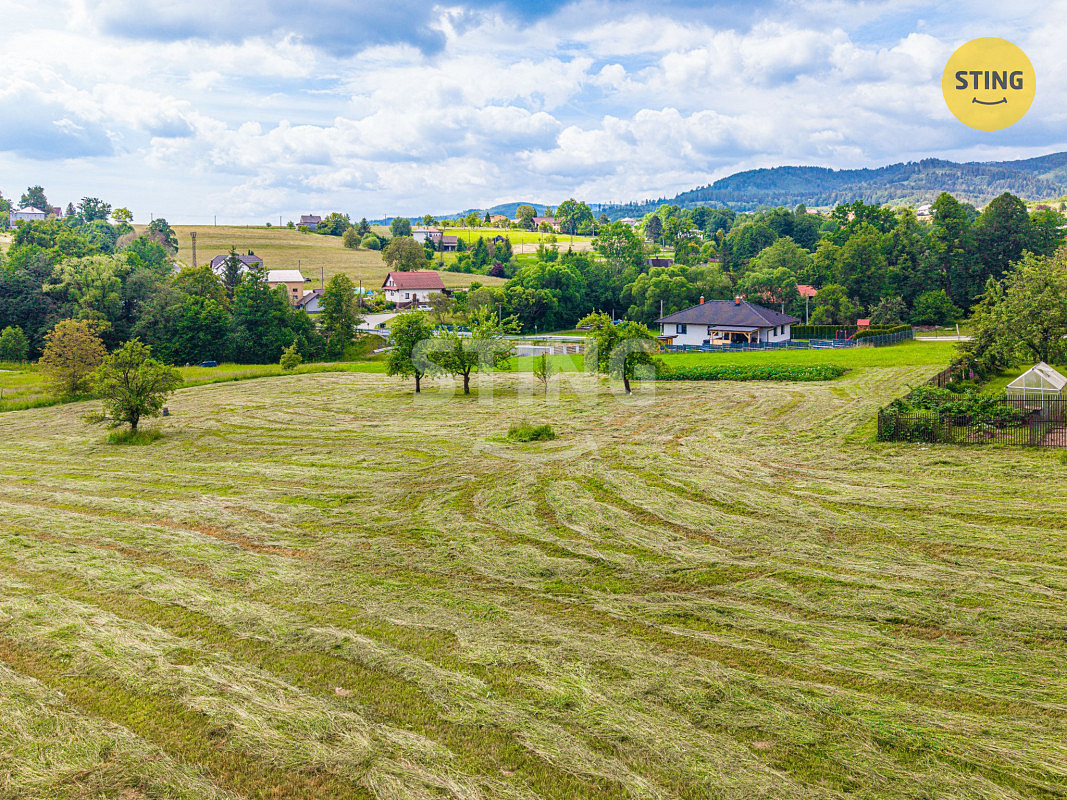 Prodej stavebního pozemku 1 693 m² – fotografie 3