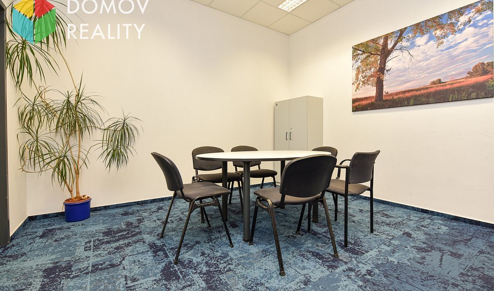 Pronájem kanceláře 525 m², Zdice – náhled fotky 11