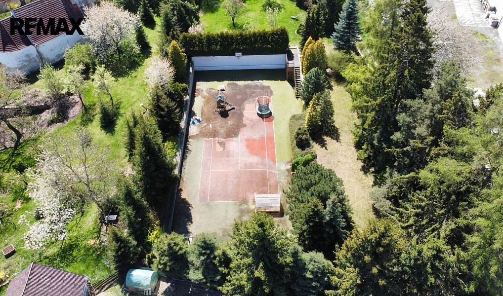 Prodej stavebního pozemku 1 615 m², Buřenice – náhled fotky 2