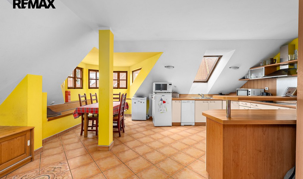 Prodej domu 290 m² s pozemkem 111 m², Volyně – náhled fotky 6