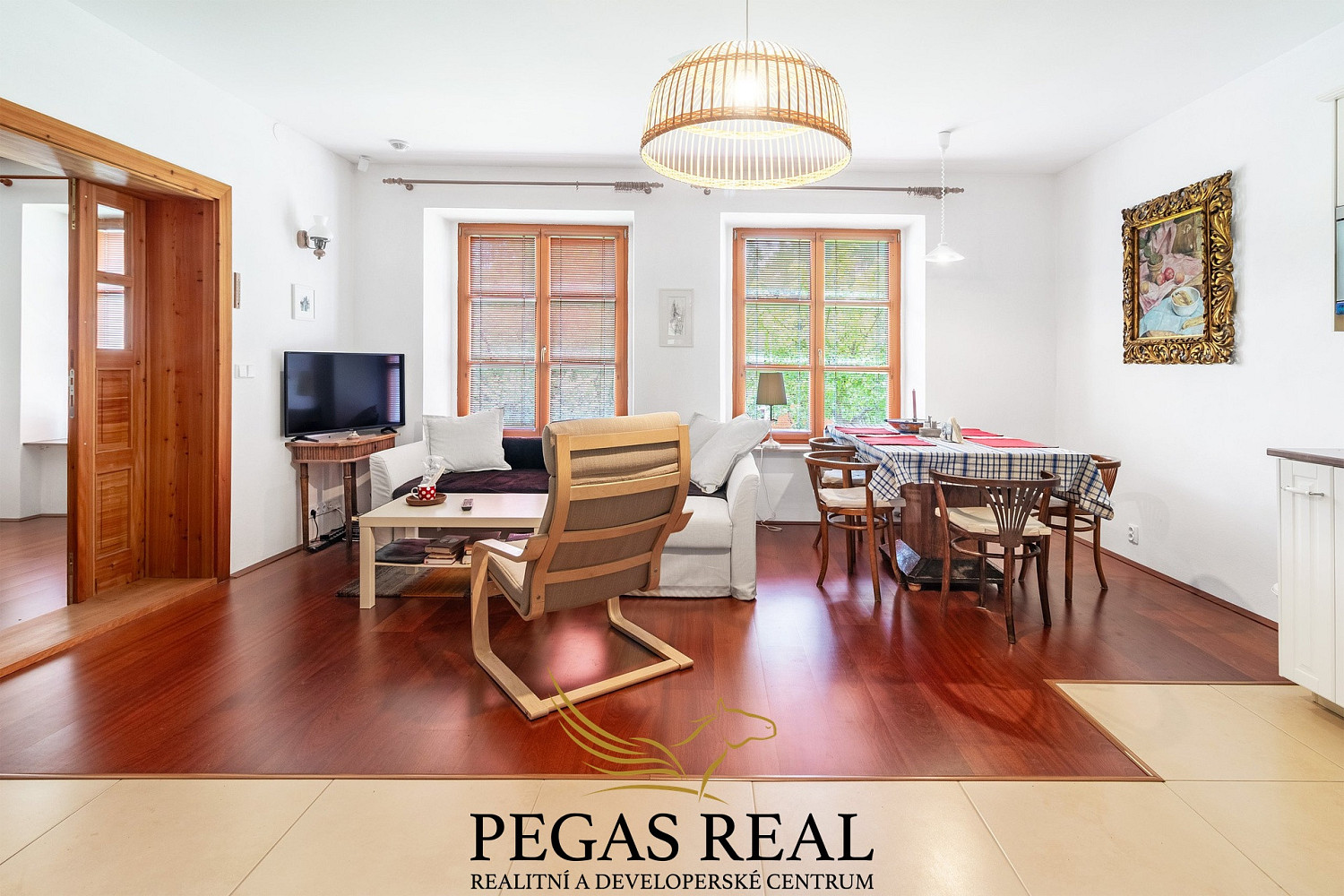 Prodej domu 350 m² s pozemkem 1 993 m² – pohled 5