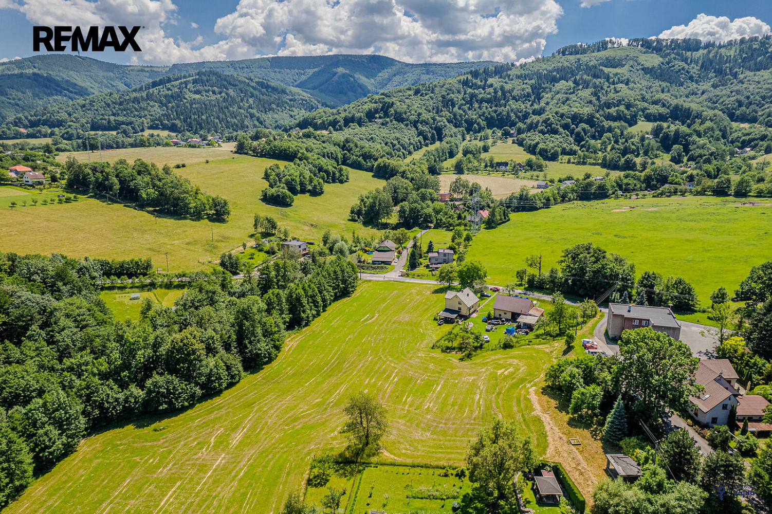 Prodej stavebního pozemku 1 178 m² – fotografie 5