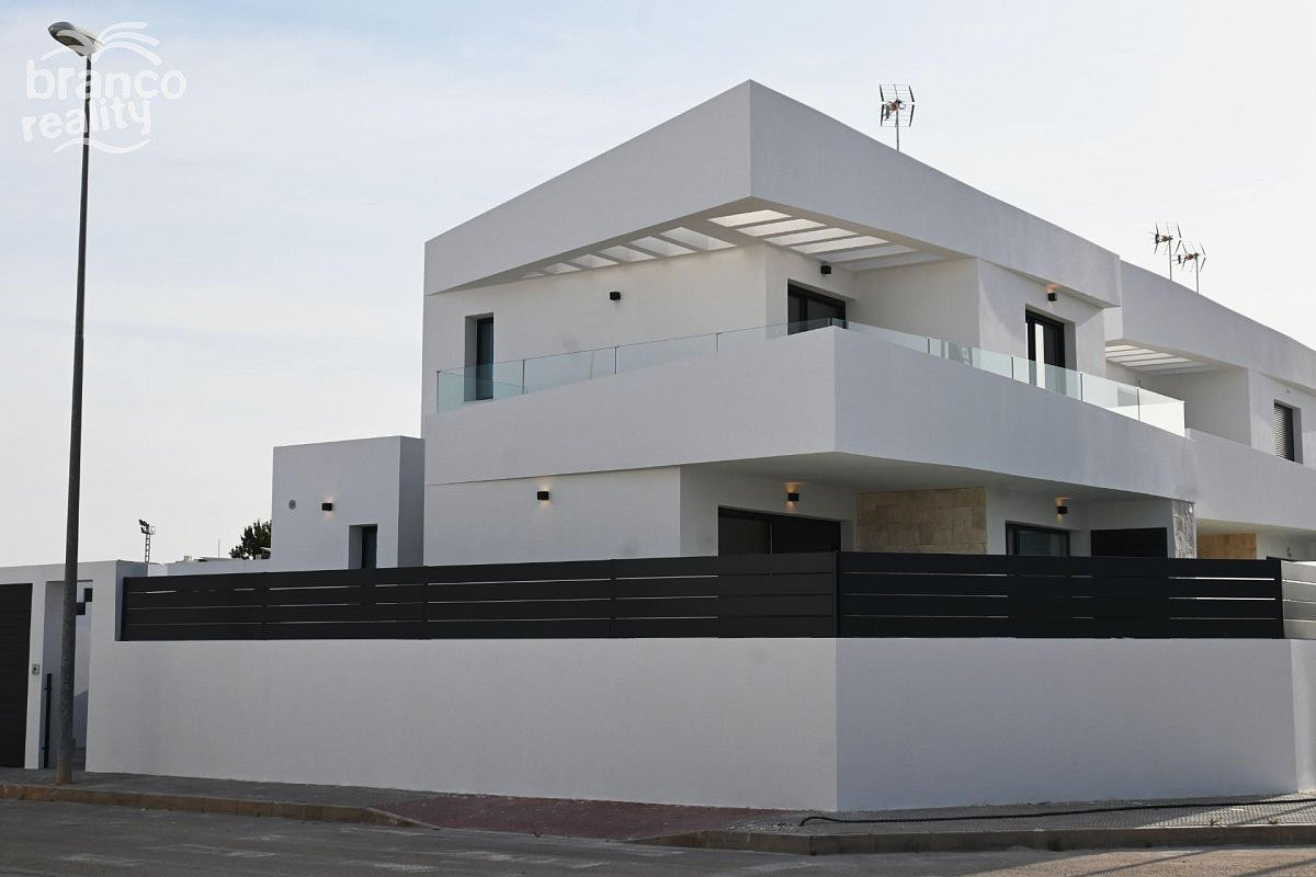 Prodej domu 133 m² s pozemkem 209 m² - Vista 4