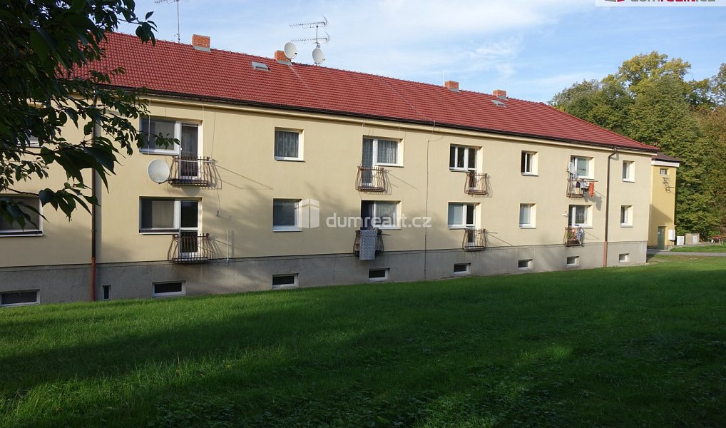 Pronájem bytu 2+1 60 m², Chocerady – náhled fotky 10