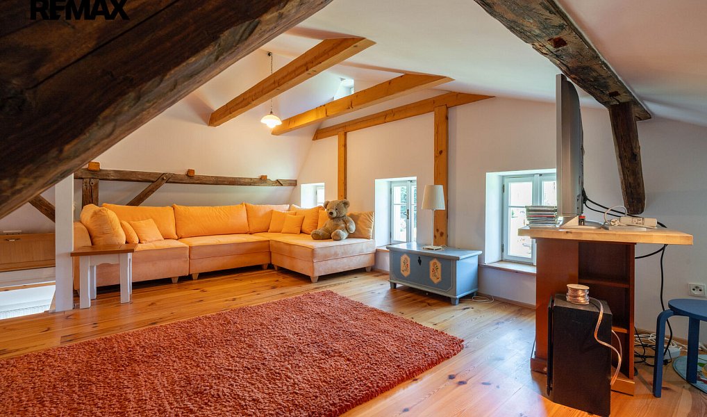 Prodej domu 250 m² s pozemkem 2 004 m², Krompach – náhled fotky 20