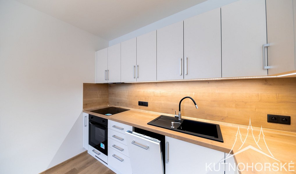 Prodej bytu 2+kk 40 m², Praha – náhled fotky 5