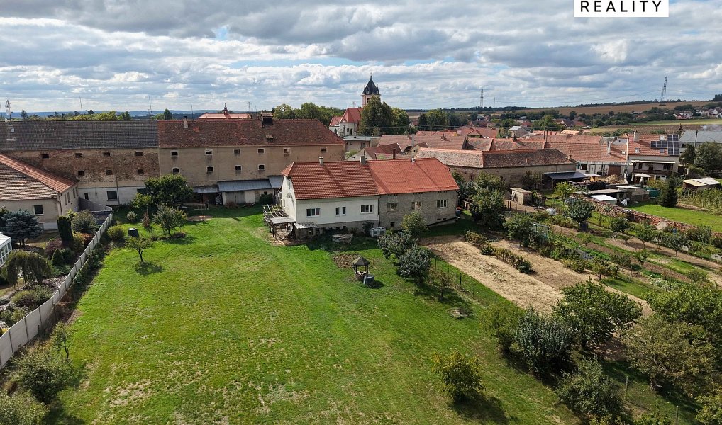 Prodej domu 250 m² s pozemkem 1 700 m², Višňové – náhled fotky 4