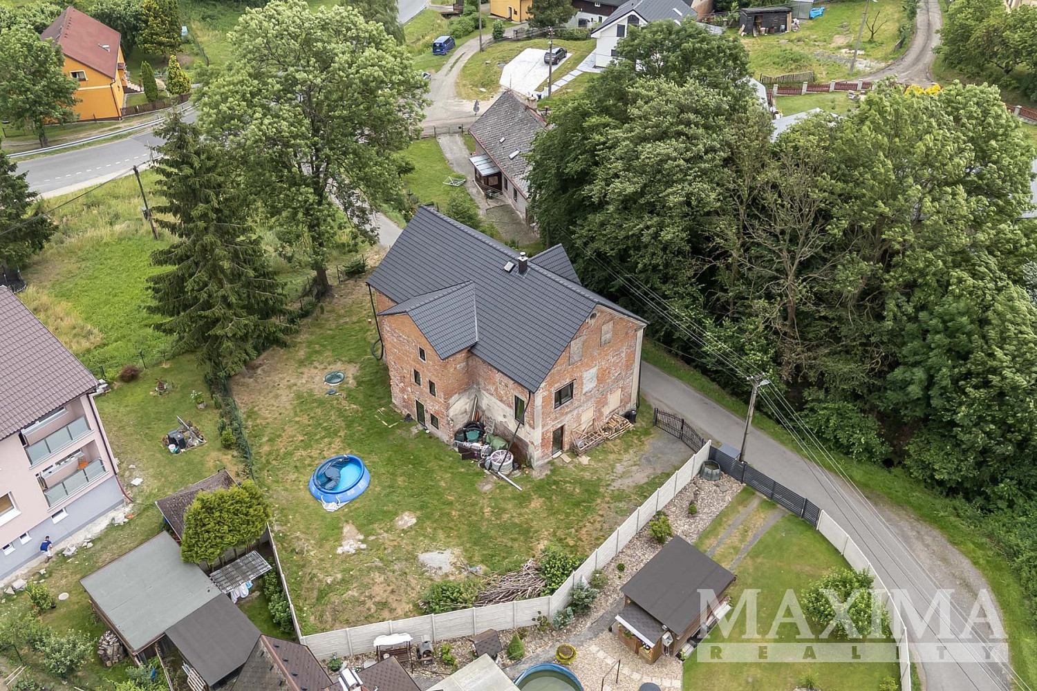 Prodej domu 269 m² s pozemkem 798 m² – fotografie 2
