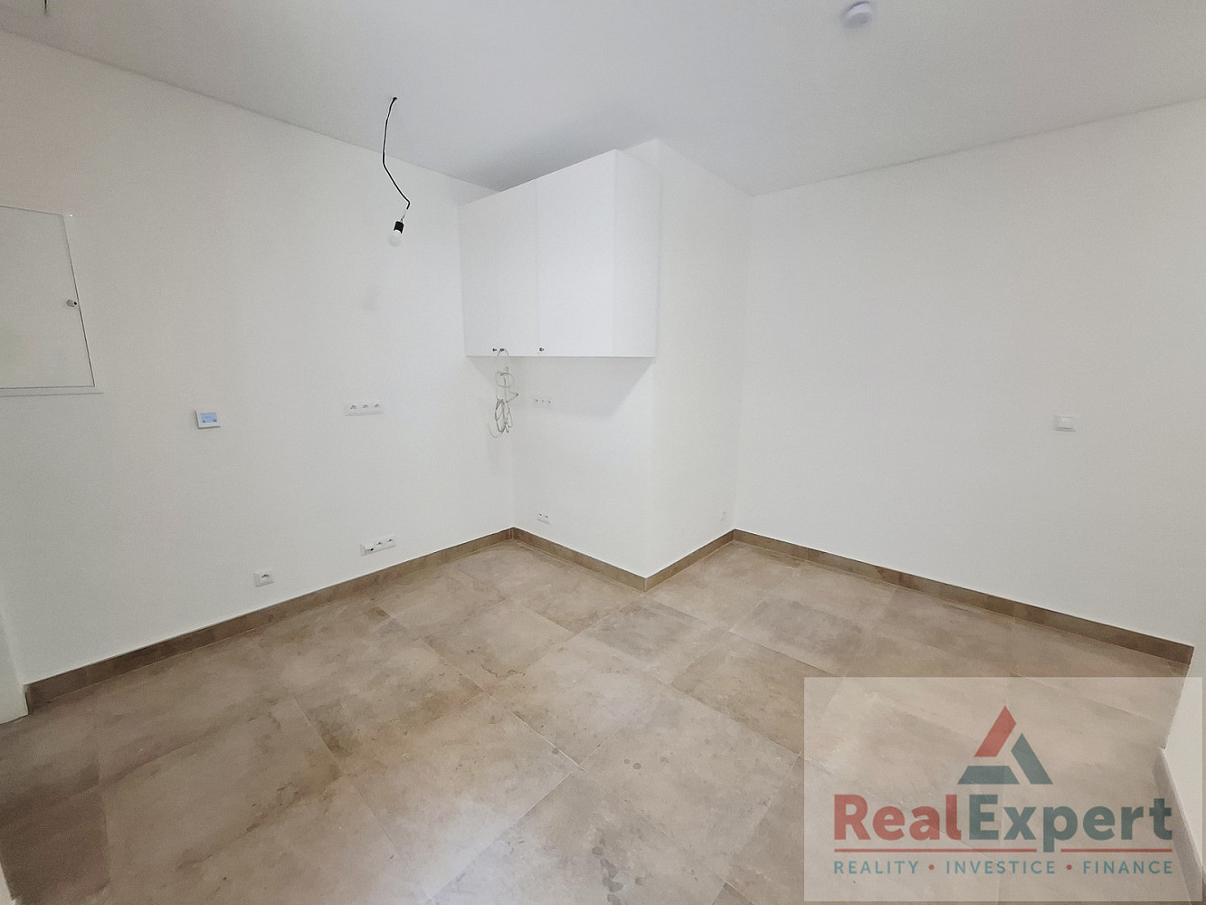 Pronájem obchodních prostor 70 m² — photo 5