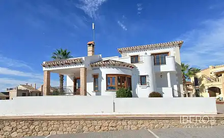 Prodej domu 141 m² s pozemkem 360 m², Algorfa, Španělsko