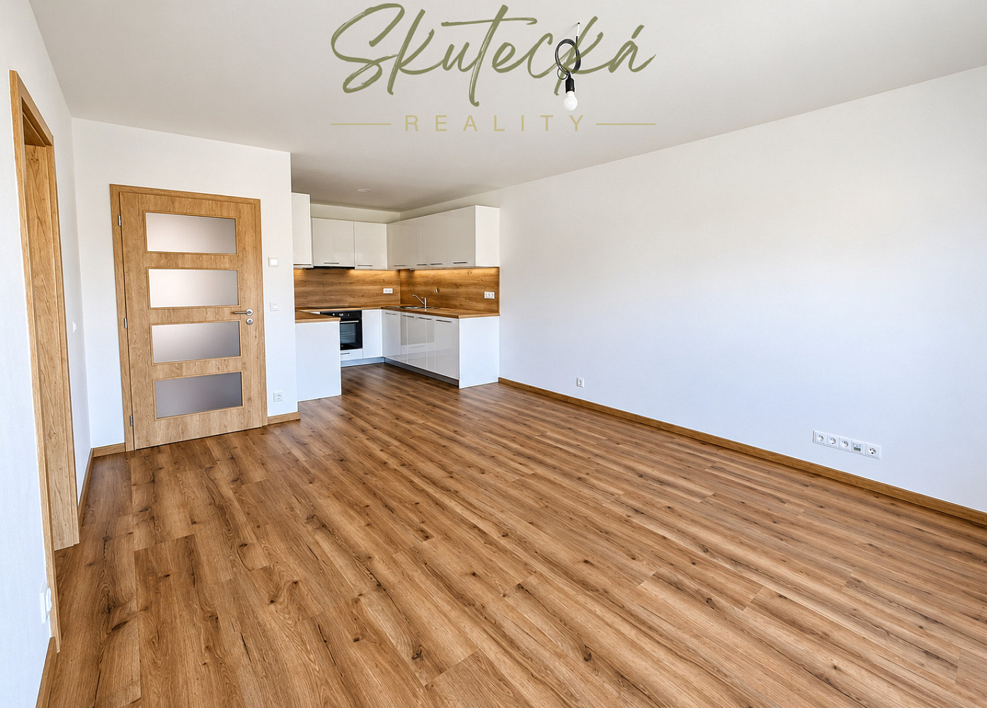 Pronájem bytu 3+kk 68 m² – fotografie 2