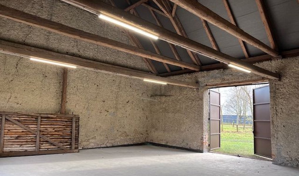 Pronájem skladovacích prostor 133 m², Kněževes – náhled fotky 2