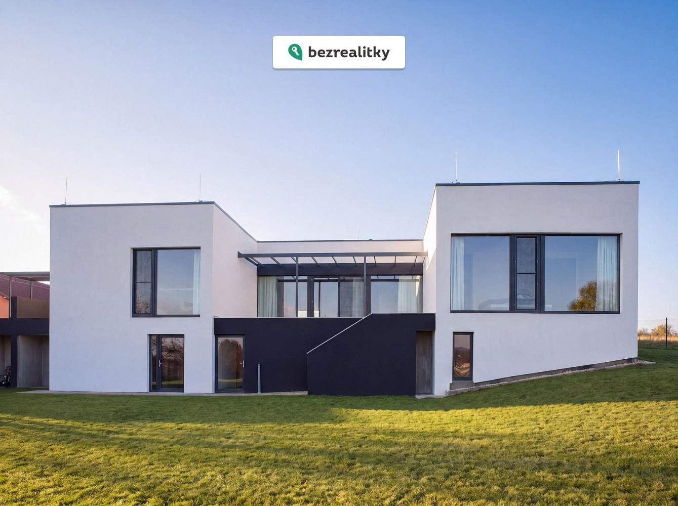 Prodej domu 236 m² s pozemkem 2 500 m²