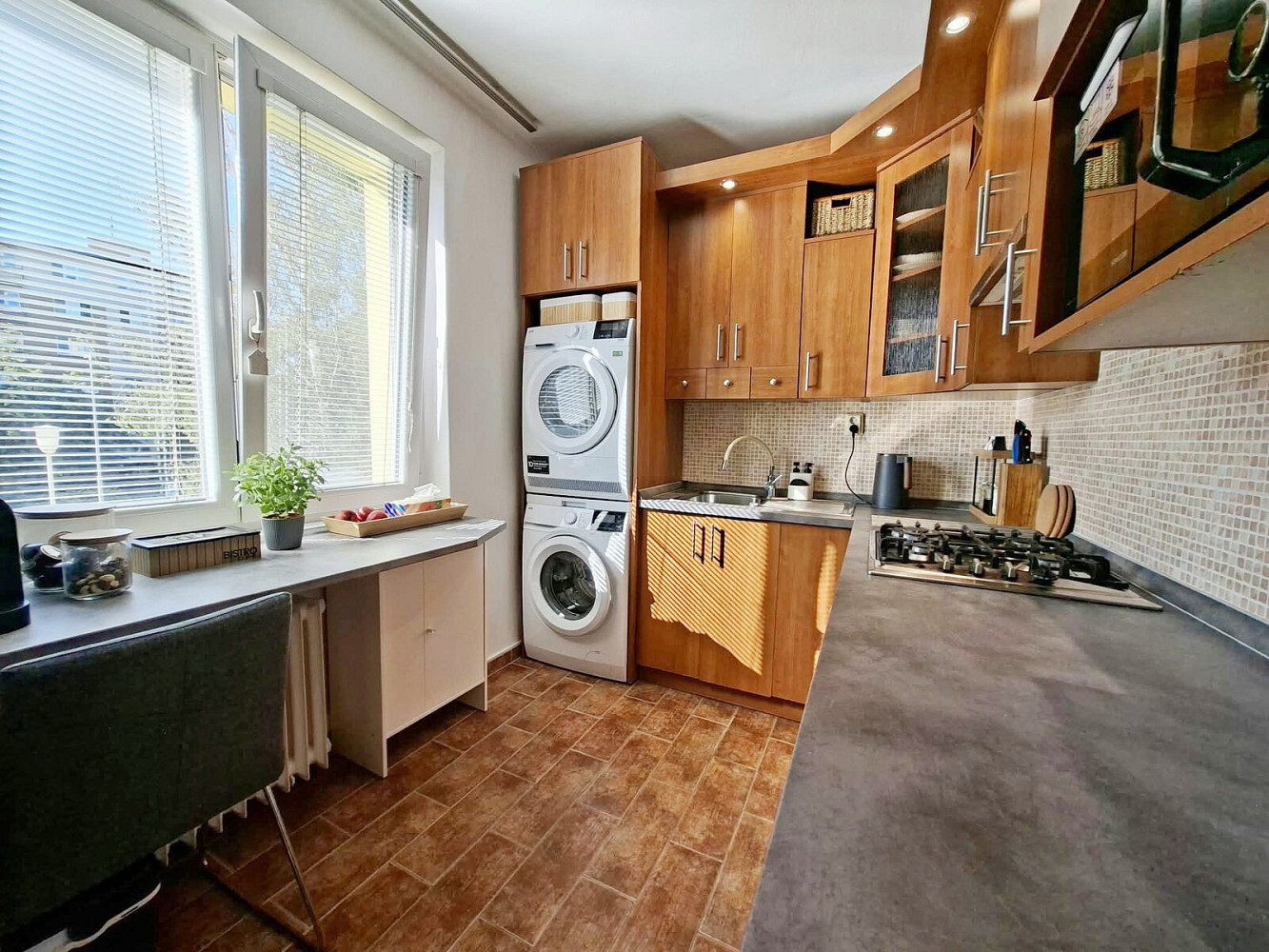 Prodej bytu 2+1 56 m² – fotografie 3