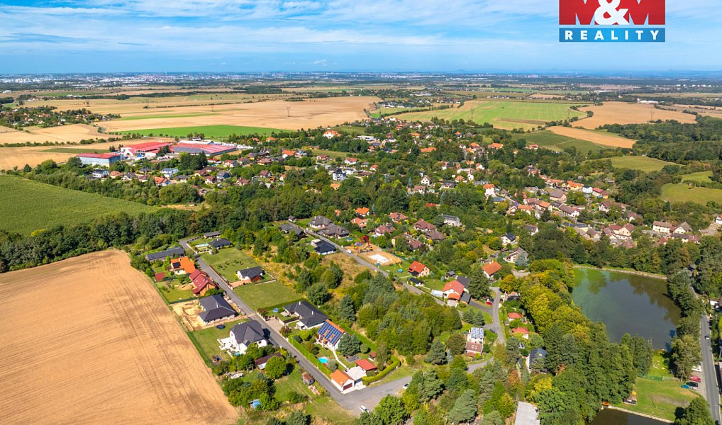Prodej stavebního pozemku 995 m², Březí – náhled fotky 7