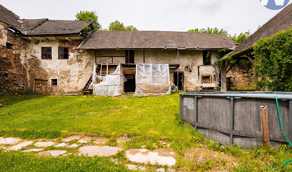 Prodej domu 500 m² s pozemkem 1 899 m², Horní Planá – náhled fotky 17