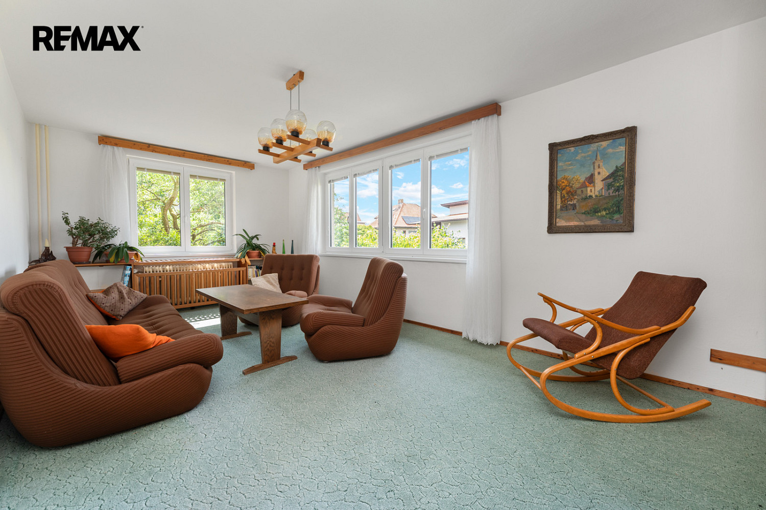 Prodej domu 208 m² s pozemkem 756 m² – pohled 3